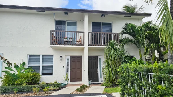 $3,300 | 1917 Northeast 3rd Street, Unit 109, Deerfield Beach, FL 33441