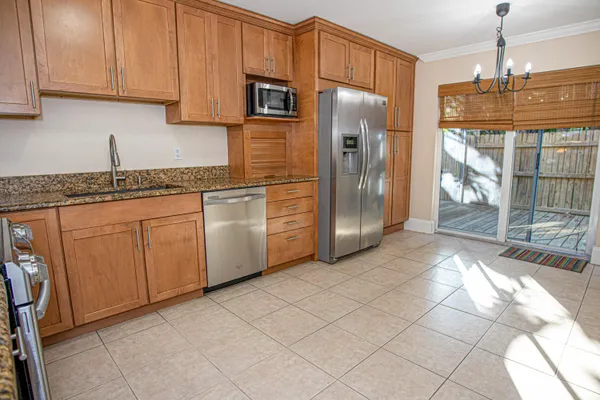 $3,300 | 1917 Northeast 3rd Street, Unit 109, Deerfield Beach, FL 33441