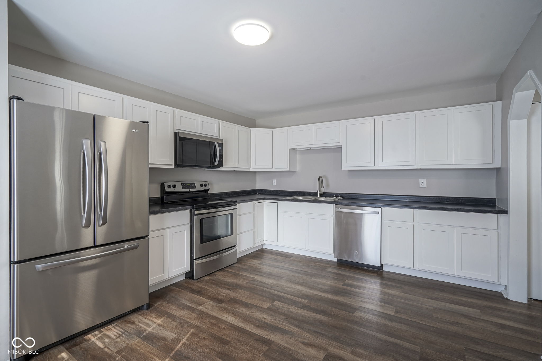 2467 Sickle Road Indianapolis, IN 46219 - Photo 9 of 25