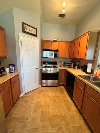 $2,000 | 3933 Tranquil Path Drive, College Station, TX 77845