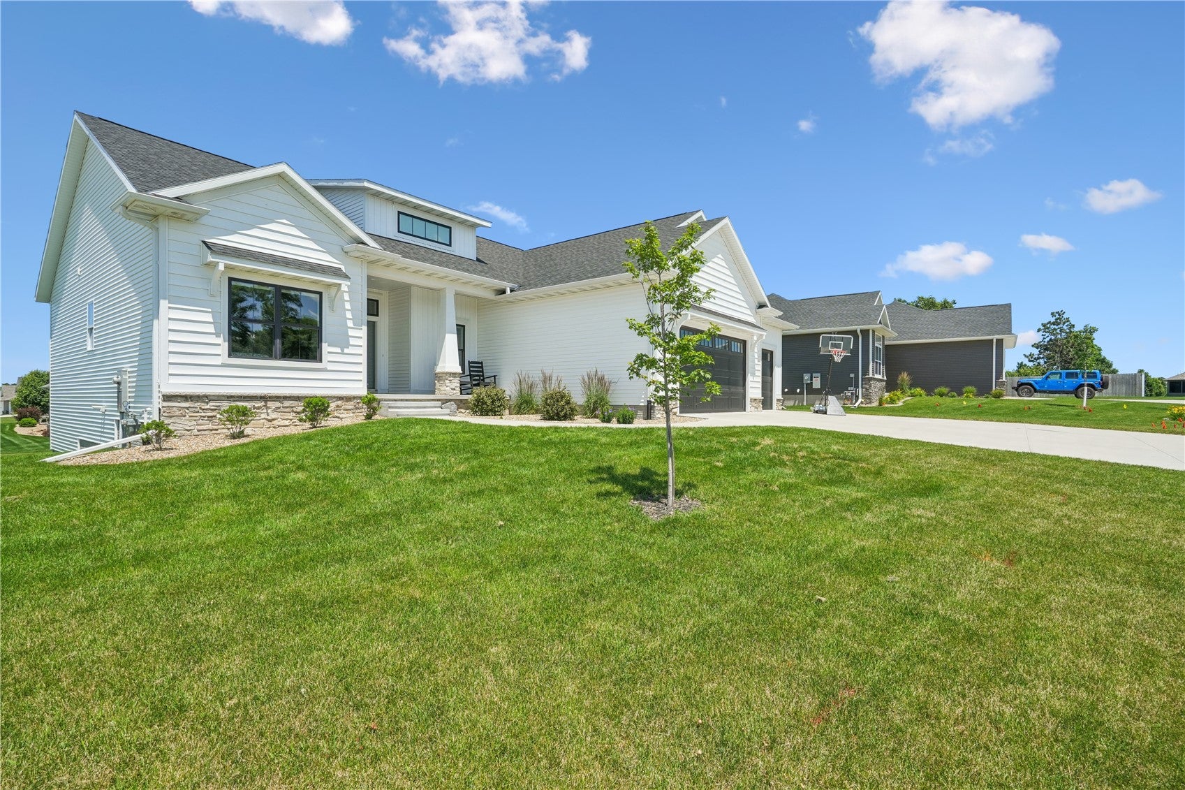6118 Rpds Rdg Road Northeast Cedar Rapids, IA 52411 - Photo 2 of 41 Gallery Image 2