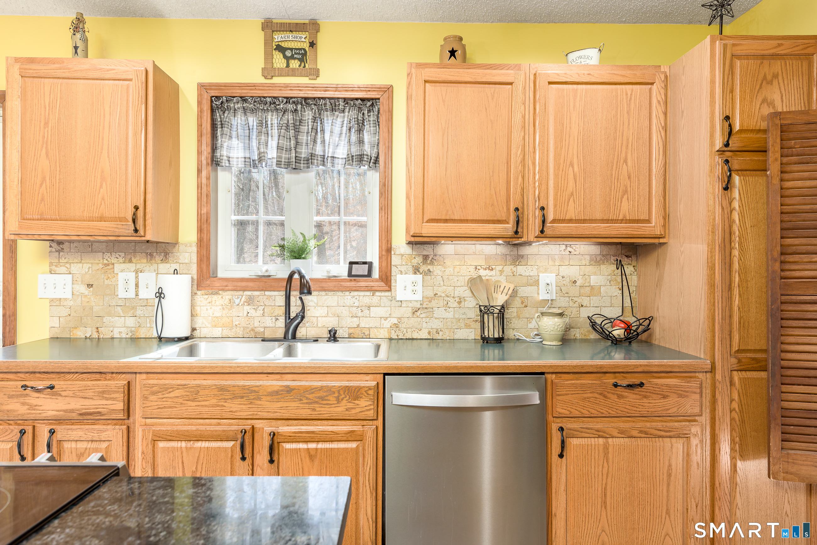 76 Mahoney Road Colchester, CT 06415 - Photo 9 of 40