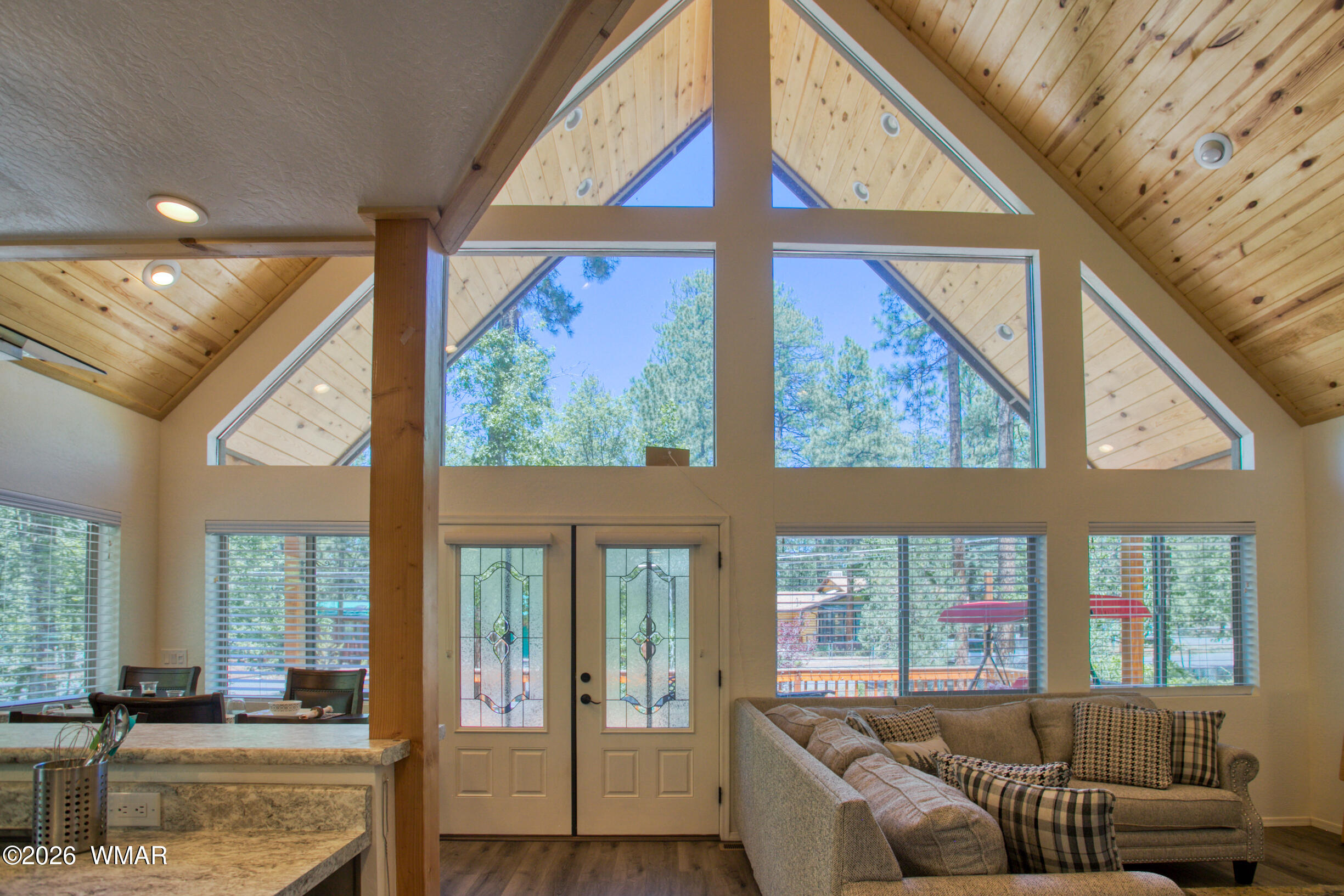 1669 East Rim Road Pinetop, AZ 85935 - Photo 10 of 30