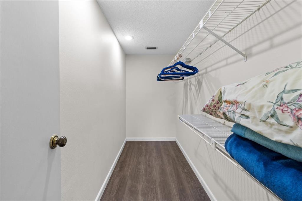 2851 Southwest 32nd Avenue, Unit B6 Ocala, FL 34474 - Photo 18 of 31 a view of a hallway with a white walls