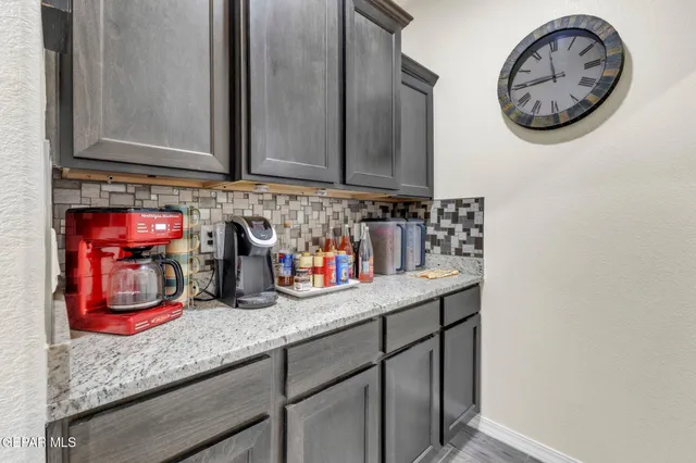 $325,900 | 237 Gonzalo Circle, El Paso, TX 79932