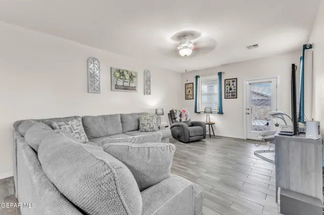 $325,900 | 237 Gonzalo Circle, El Paso, TX 79932