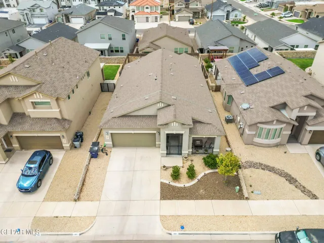 $325,900 | 237 Gonzalo Circle, El Paso, TX 79932