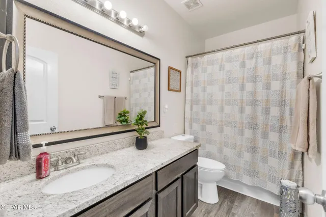 $325,900 | 237 Gonzalo Circle, El Paso, TX 79932