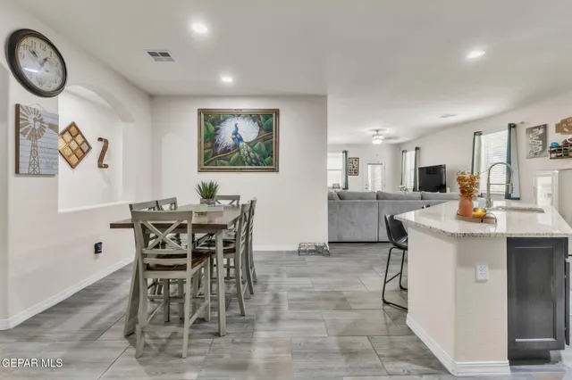 $325,900 | 237 Gonzalo Circle, El Paso, TX 79932