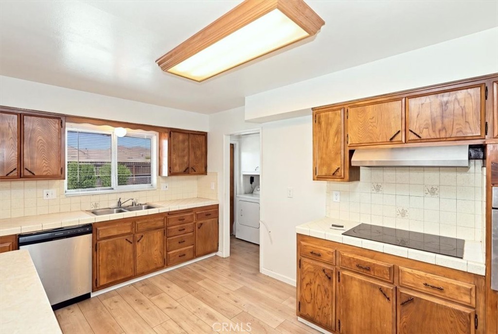 28811 Carmel Road Sun City, CA 92586 - Photo 16 of 31 Gallery Image 16