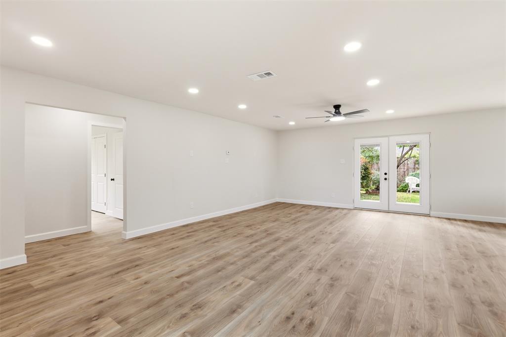 3550 Ridgeoak Way Farmers Branch, TX 75234 - Photo 4 of 20