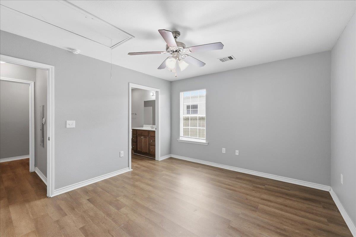 228 West Elm Street Winnie, TX 77665 - Photo 10 of 24