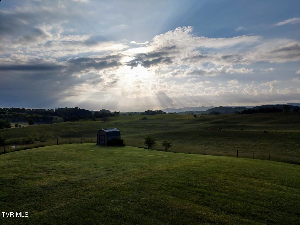 212 Conklin Road Jonesborough, TN 37659 - Photo 44 of 48 IMG_20200524_072925640_HDR