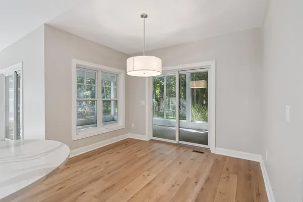 $499,000 | 1160 Lochaven Circle, Hillsdale, MI 49242