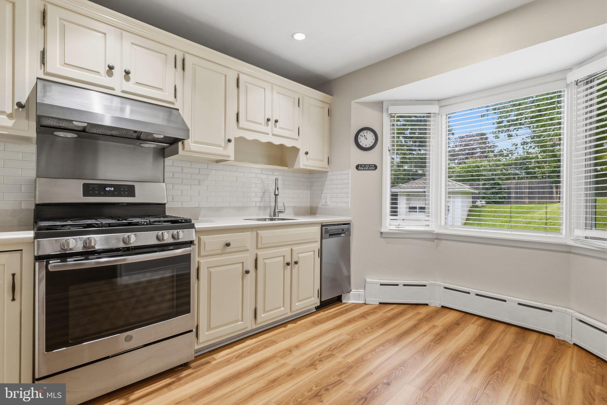 1046 Huntingdon Road Abington, PA 19001 - Photo 9 of 53 Kitchen with View of Backyard