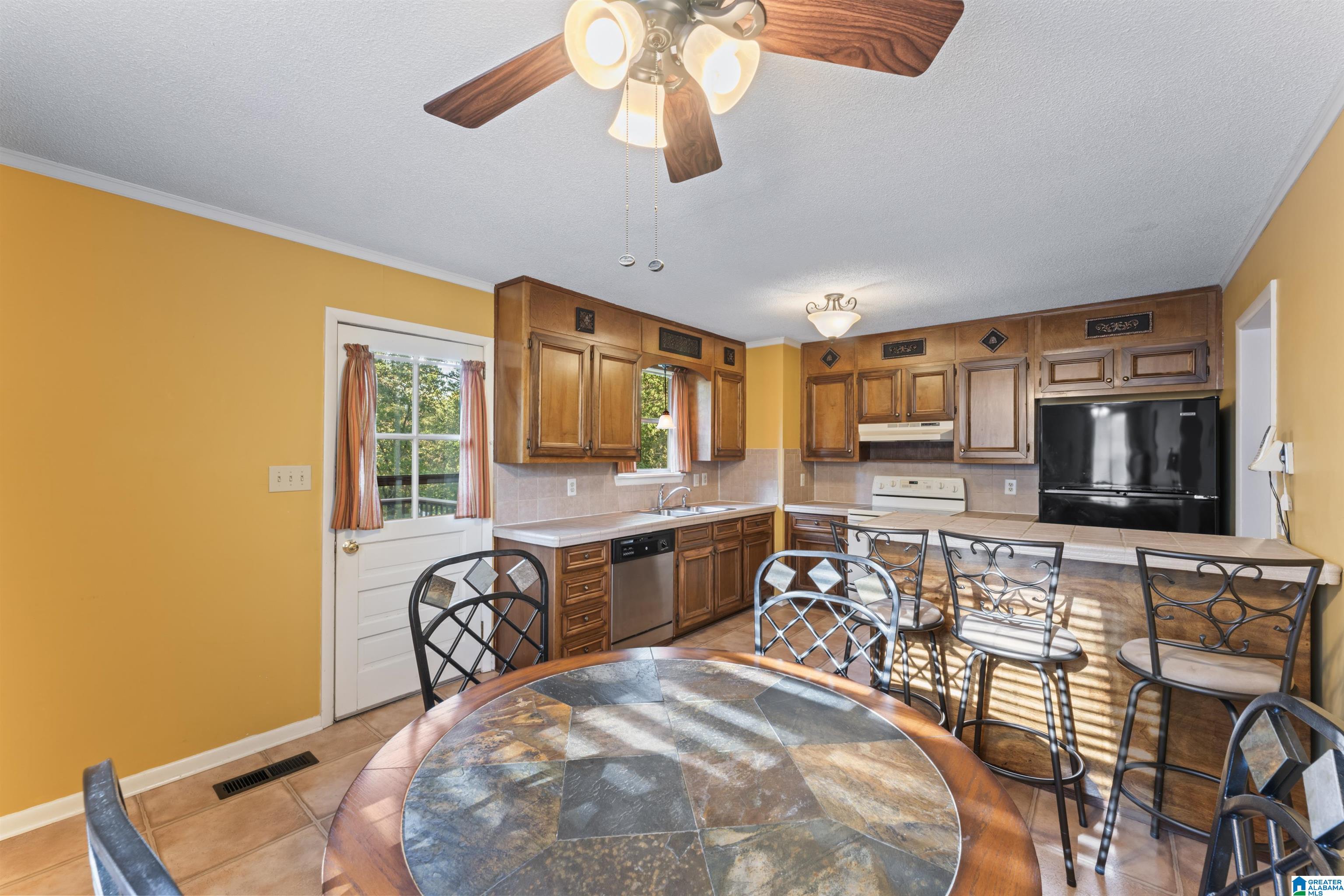 1702 Gardenridge Road Gardendale, AL 35071 - Photo 17 of 38