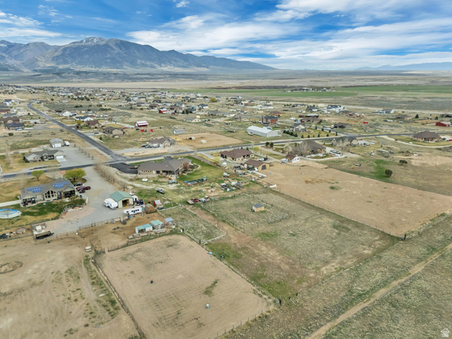 3054 West Ridgeline Road Stockton, UT 84071 - Photo 72 of 88 Overview of rural landscape featuring a mountainous background