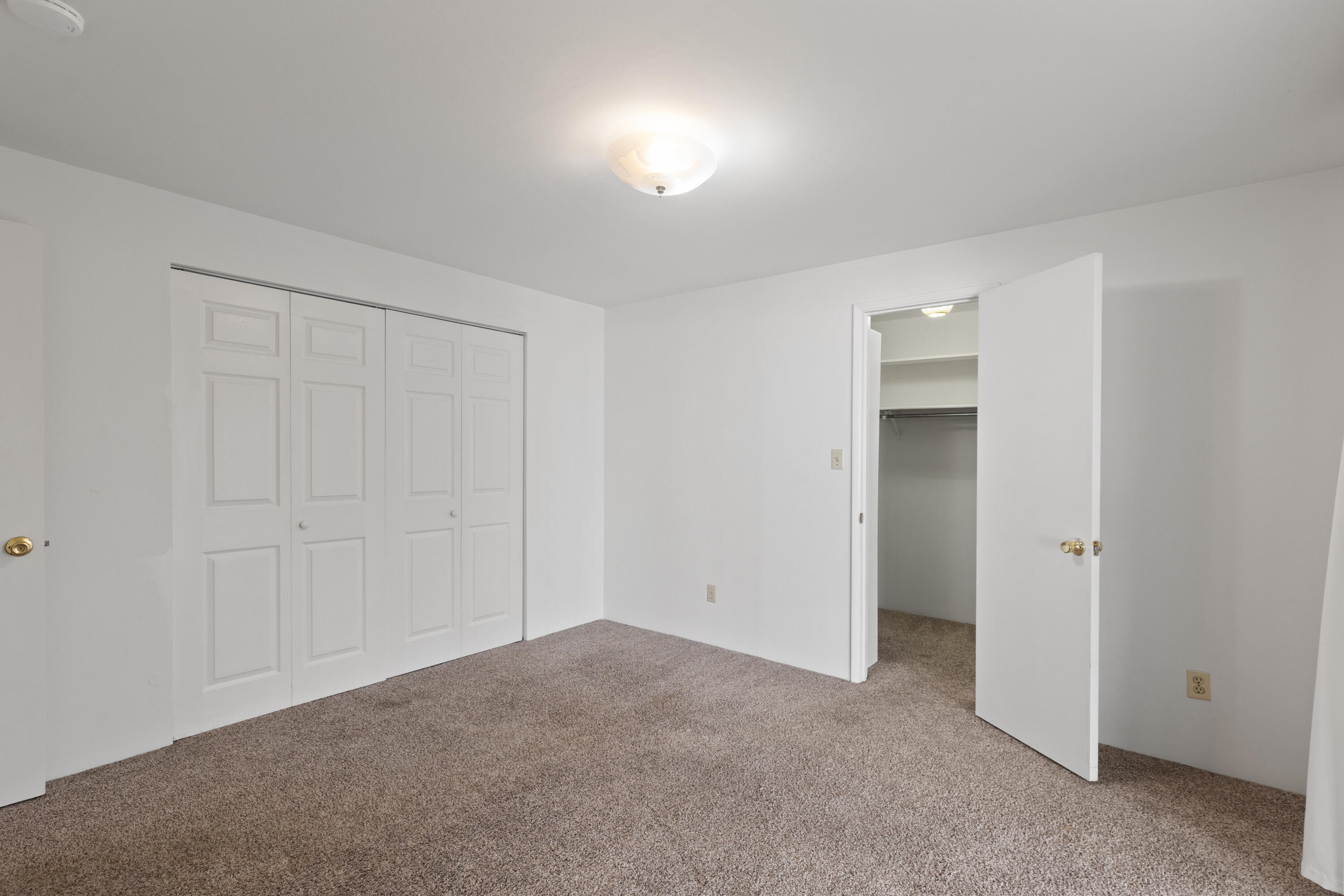 401 Southwest J Street Grants Pass, OR 97526 - Photo 19 of 31
