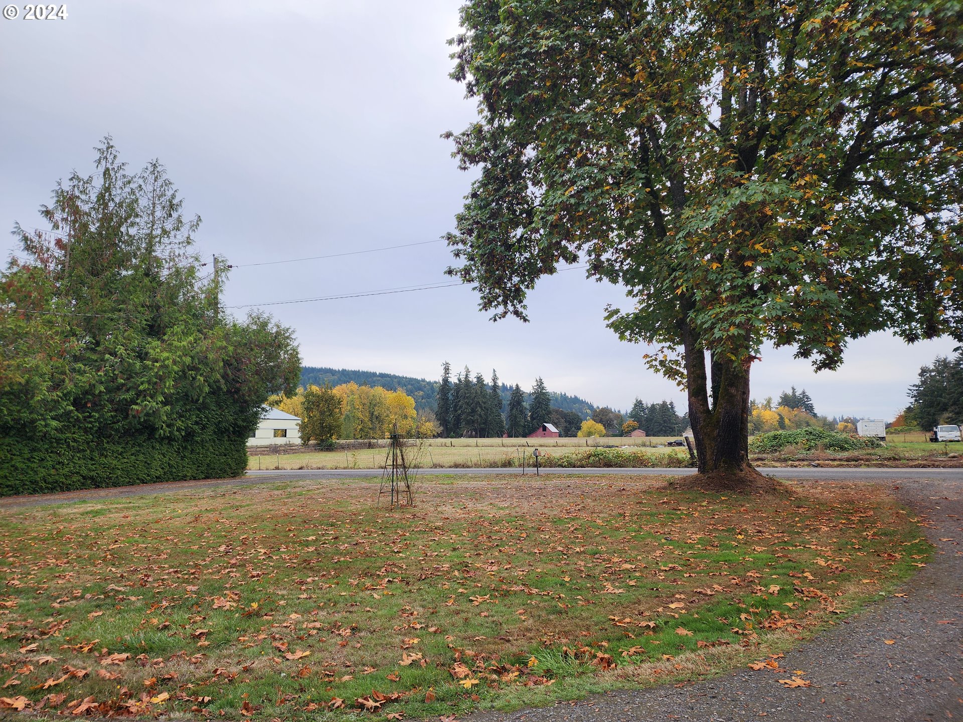 14053 South Graves Road Mulino, OR 97042 - Photo 4 of 21 Gallery Image 4