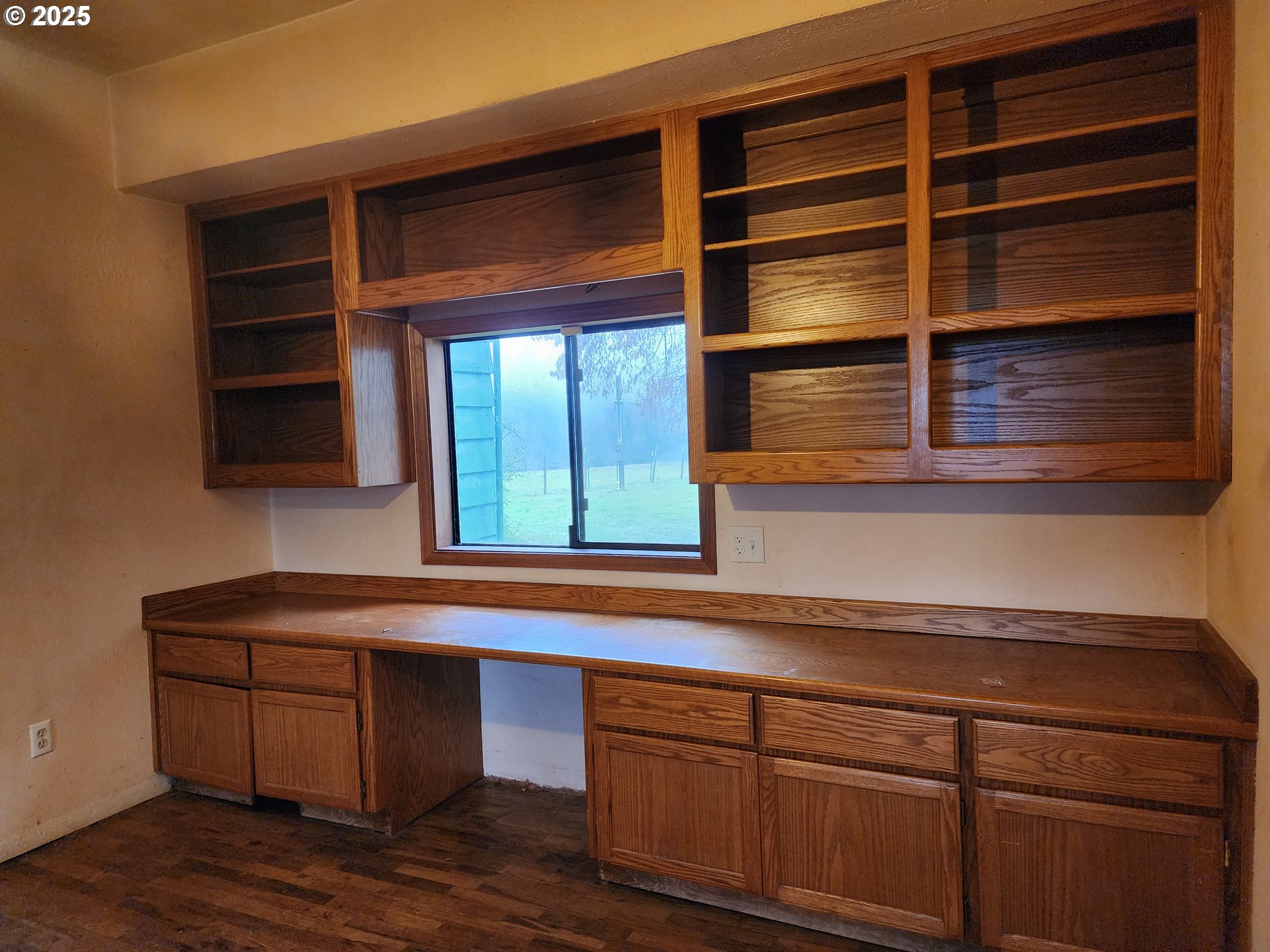 14053 South Graves Road Mulino, OR 97042 - Photo 10 of 21 Gallery Image 10