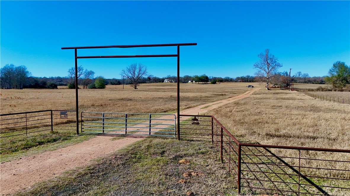 13541 East Us Highway Gause, TX 77857 - Photo 2 of 39 a view of a backyard