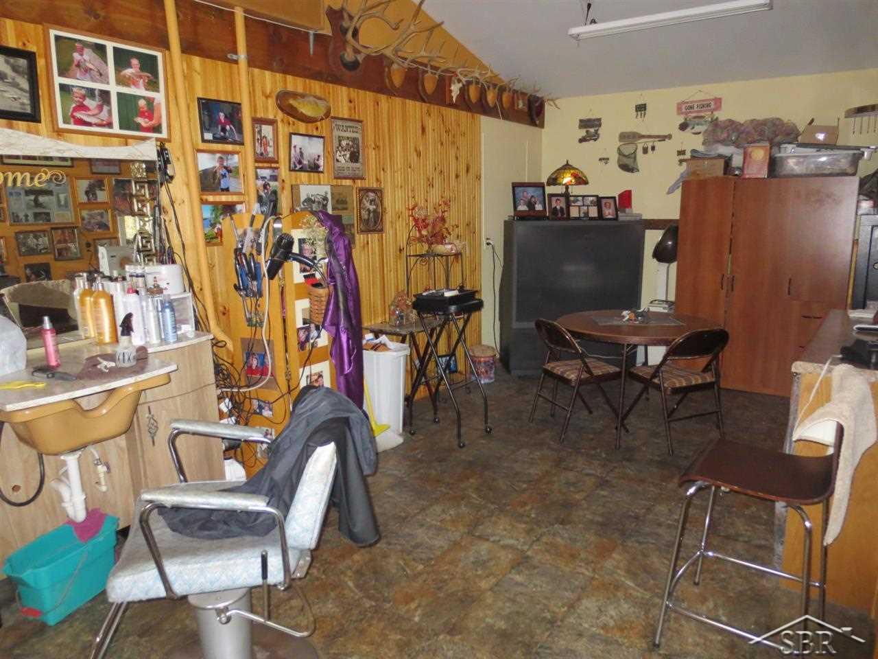 4231 Manke Road Fairgrove, MI 48733 - Photo 6 of 14 31234981-5.JPG