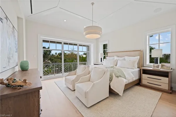 $16,995,000 | 408 16th Avenue South, Naples, FL 34102