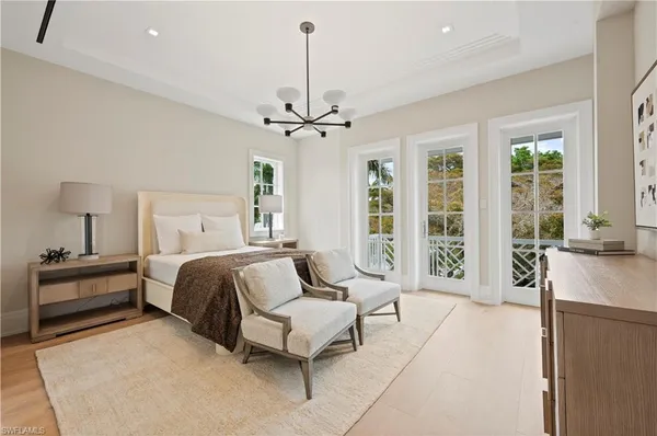 $16,995,000 | 408 16th Avenue South, Naples, FL 34102