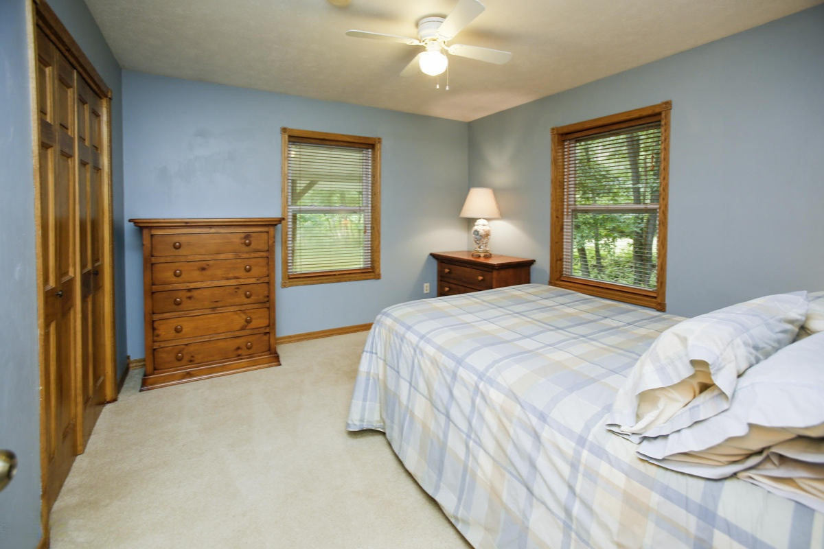 9641 Wildwood Road Delton, MI 49046 - Photo 12 of 34 9641 wildwood-112