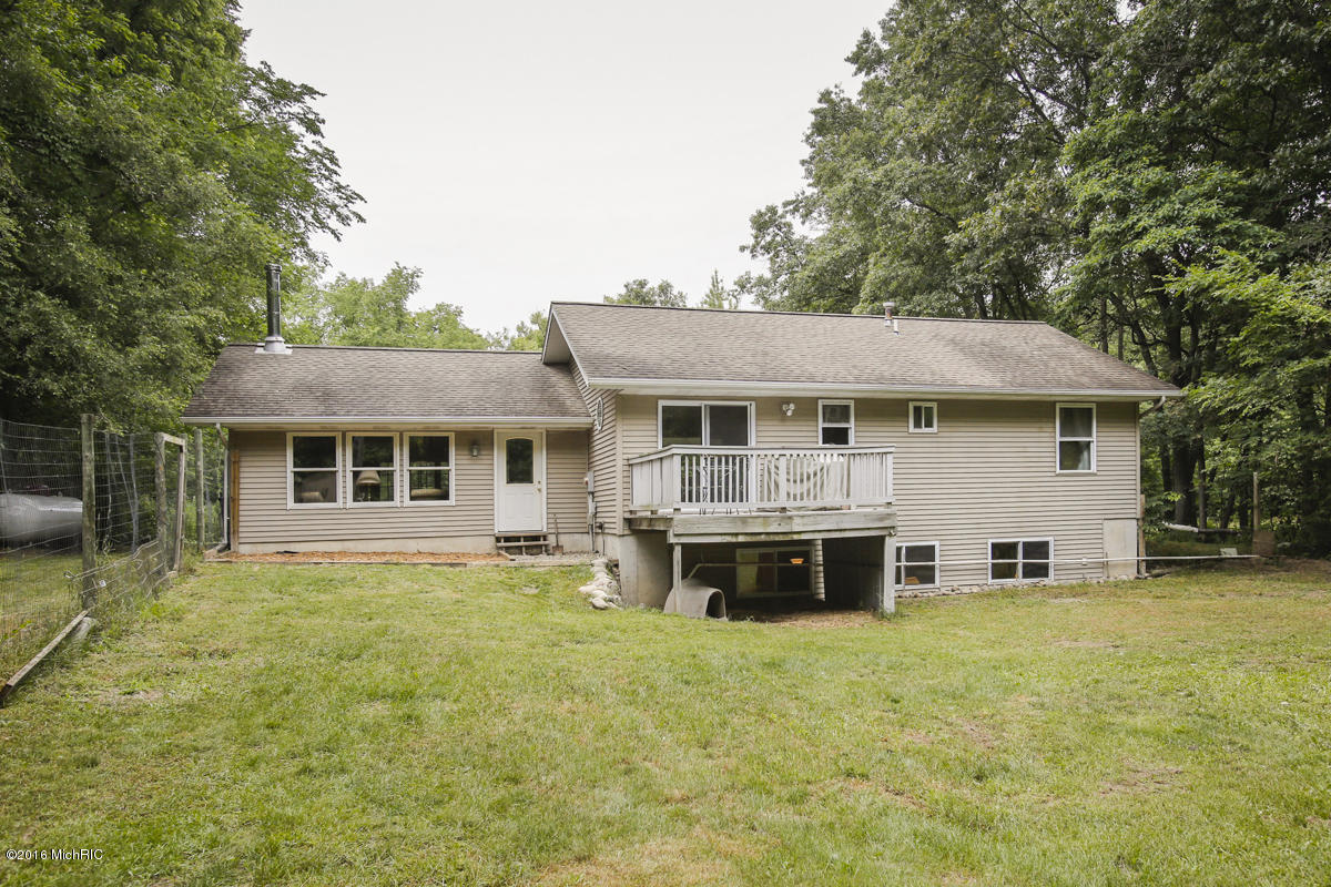 9641 Wildwood Road Delton, MI 49046 - Photo 33 of 34 9641 wildwood-133