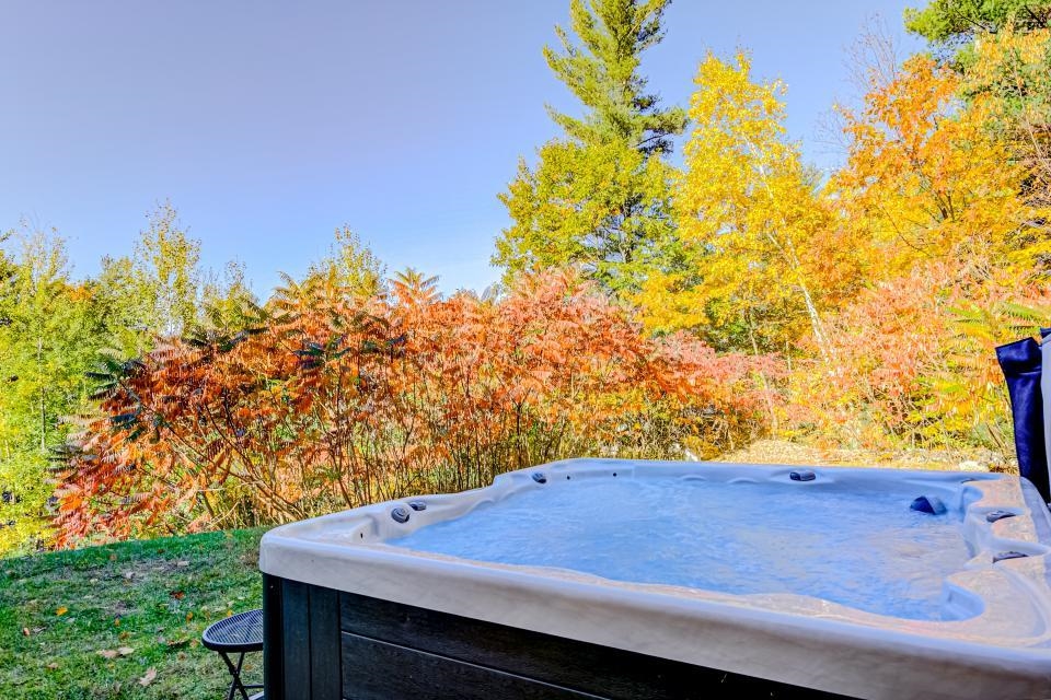 40 Deer Run Lane Gilford, NH 03249 - Photo 13 of 60