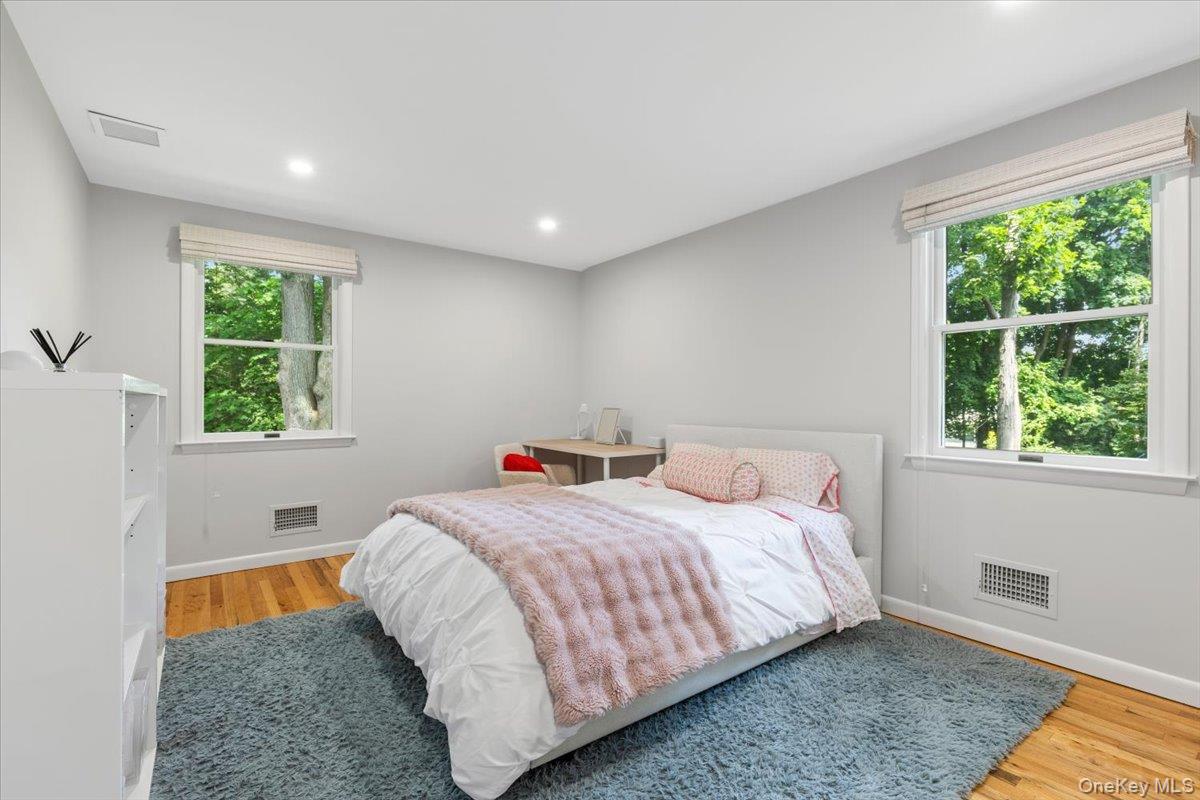 22 Paddock Road Rye Brook, NY 10573 - Photo 11 of 21