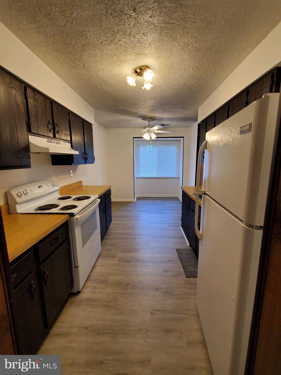 3280 Ryon Court Waldorf, MD 20601 - Photo 5 of 17 View of kitchen from dining area