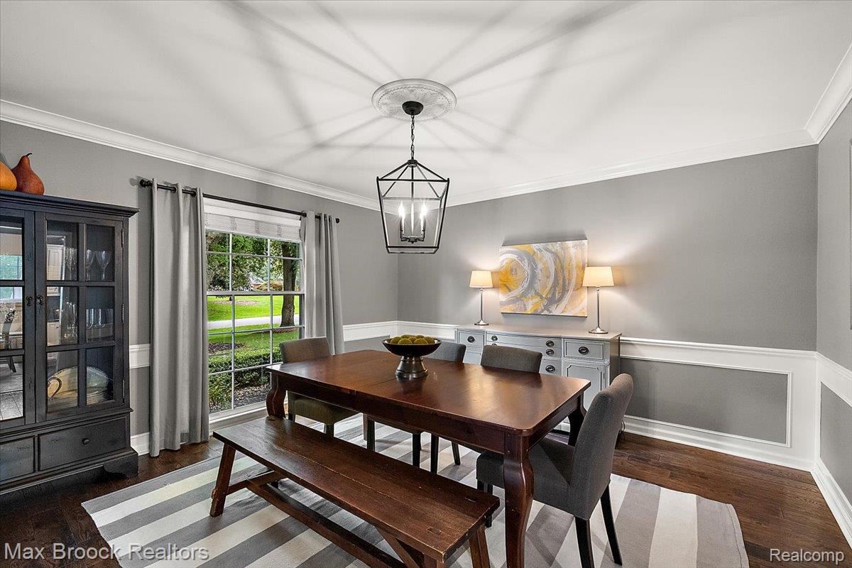 545 Whitehall Road Bloomfield Hills, MI 48304 - Photo 11 of 41 Dining Room