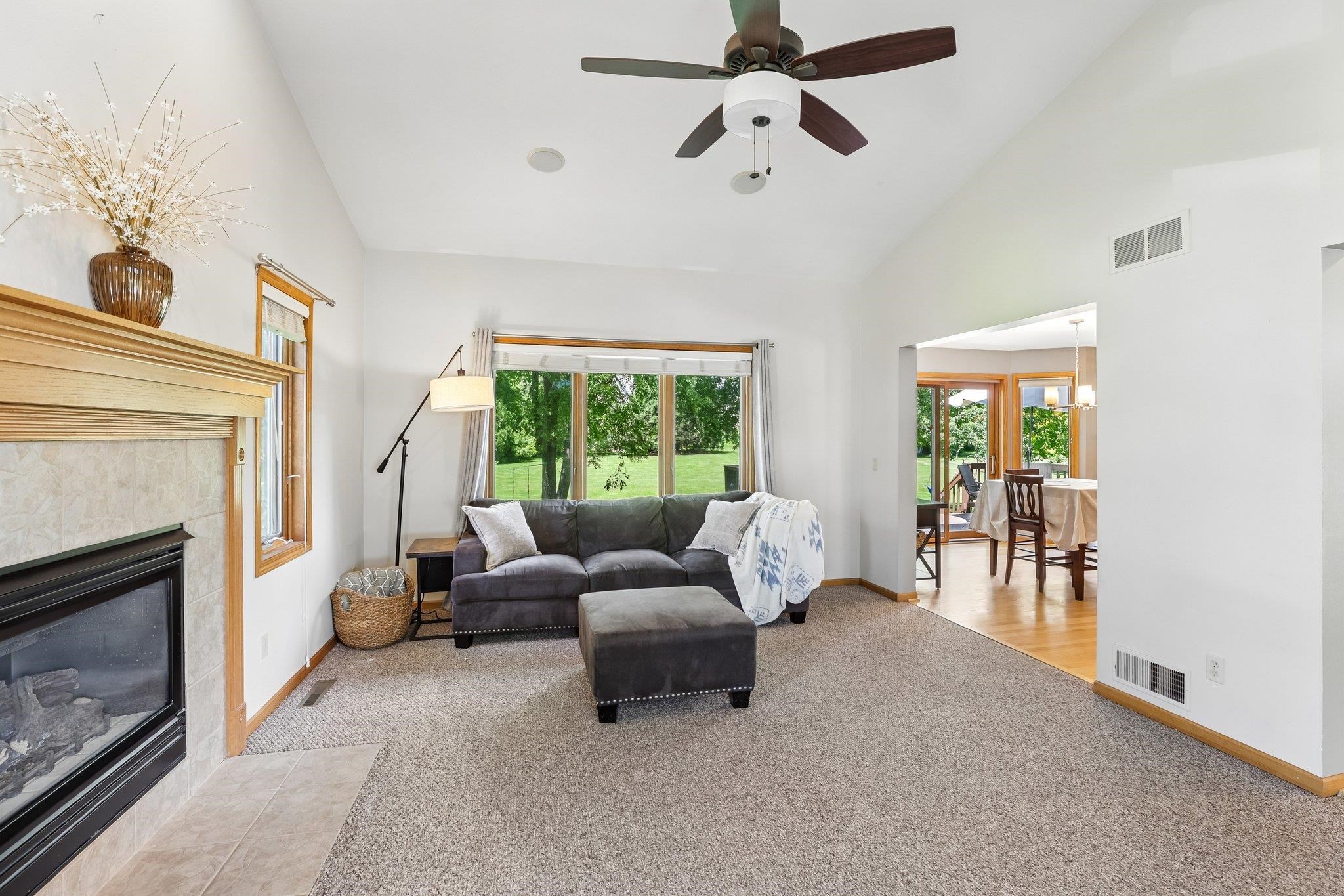4230 Redtail Pass Middleton, WI 53562 - Photo 8 of 73