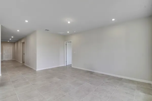 $3,125 | 15404 Southwest American Street, Indiantown, FL 34956