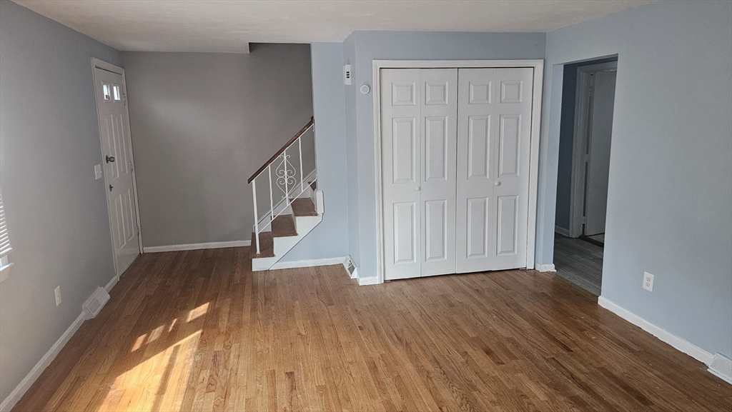 164 Ames Street, Unit RIGHT SIDE Brockton, MA 02302 - Photo 5 of 13