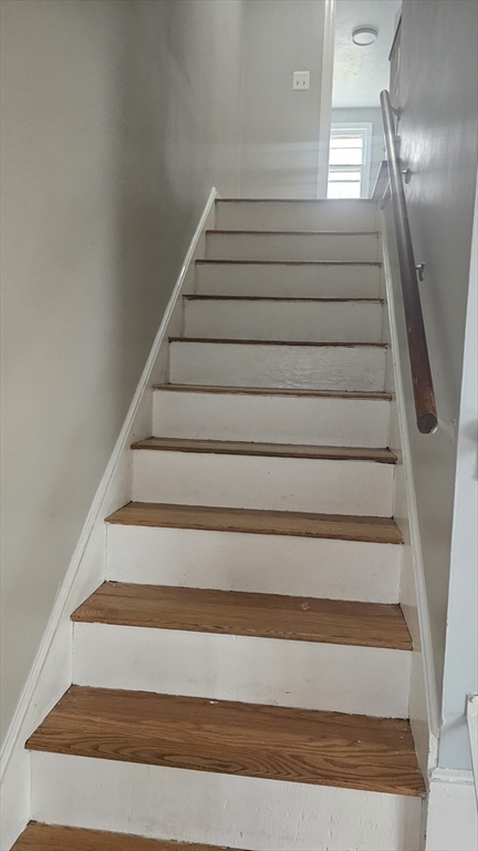 164 Ames Street, Unit RIGHT SIDE Brockton, MA 02302 - Photo 8 of 13