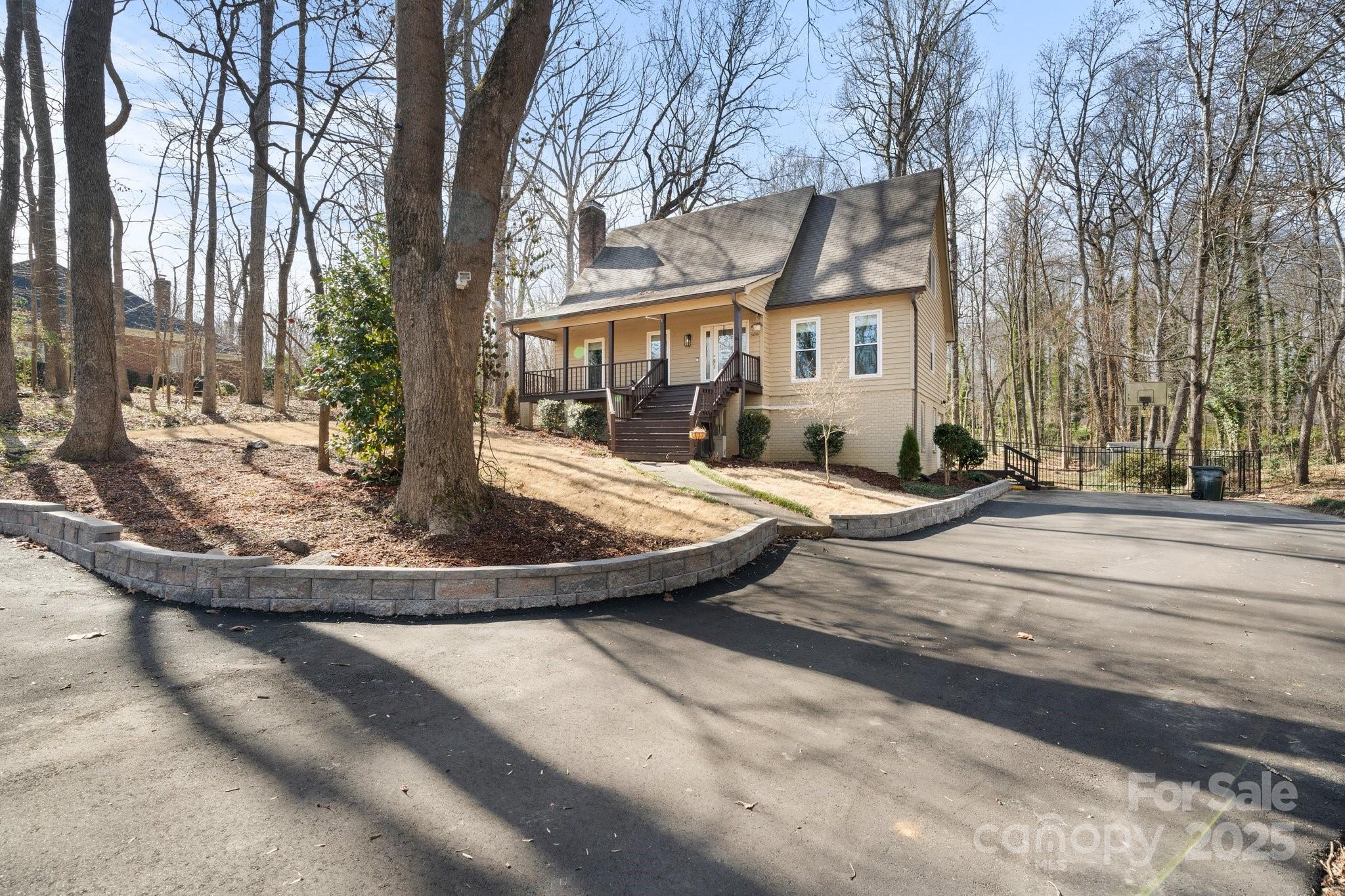 608 Bubbling Well Road Matthews, NC 28105 - Photo 12 of 37 Gallery Image 12