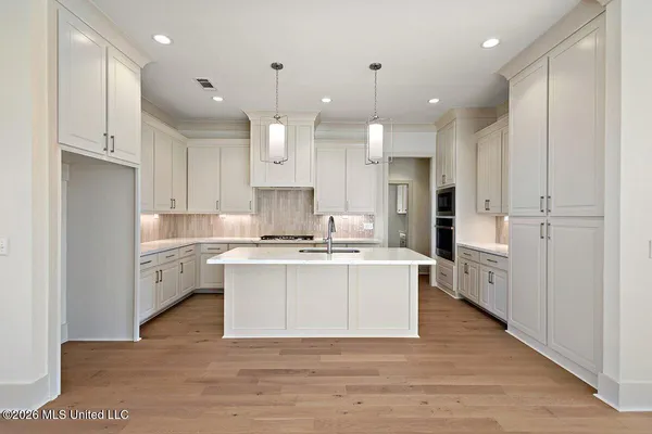 $359,900 | 134 Hunter's Way, Canton, MS 39046