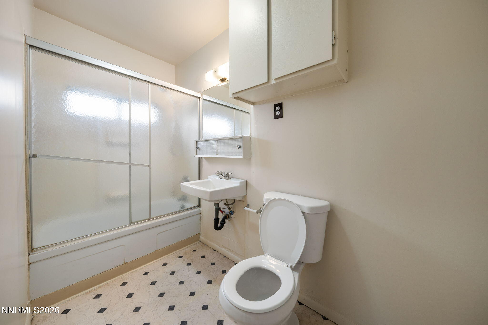 415 Field Street, Unit A B Sparks, NV 89431 - Photo 11 of 22 7-web-or-mls-415 Field-8