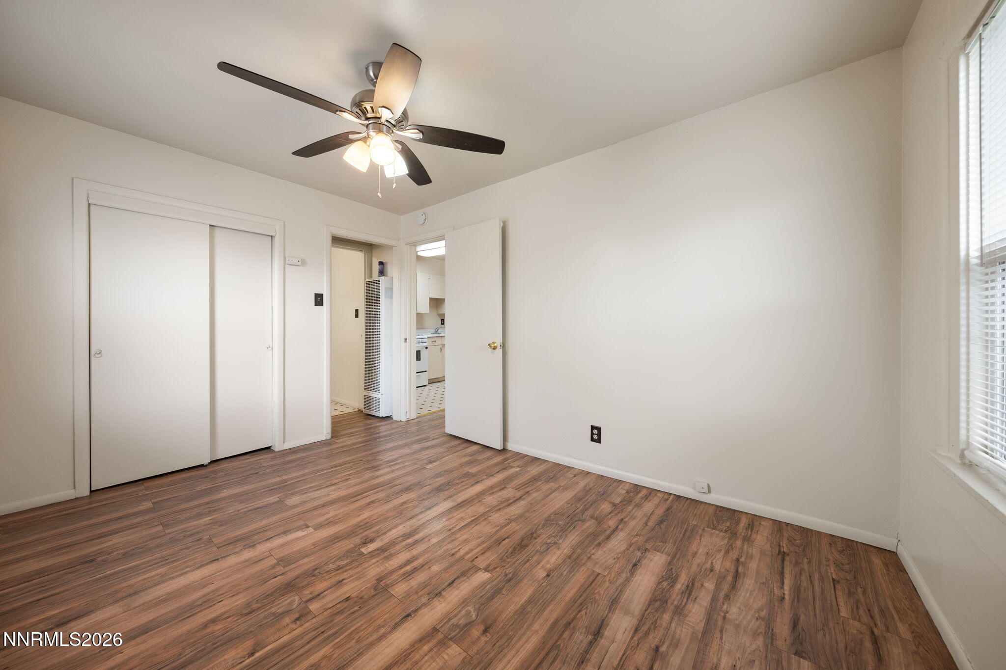 415 Field Street, Unit A B Sparks, NV 89431 - Photo 10 of 22 6-web-or-mls-415 Field-7