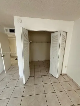 $1,950 | 2046 West Flagler Street, Unit 205, Miami, FL 33135