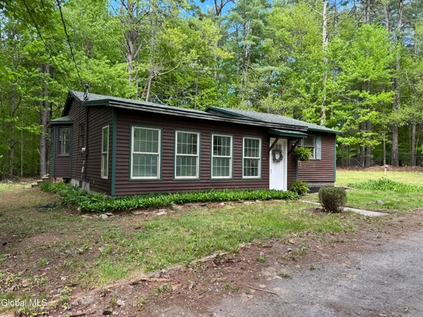 $319,900 | 41 Gage Hill Road, Lake Luzerne, NY 12846