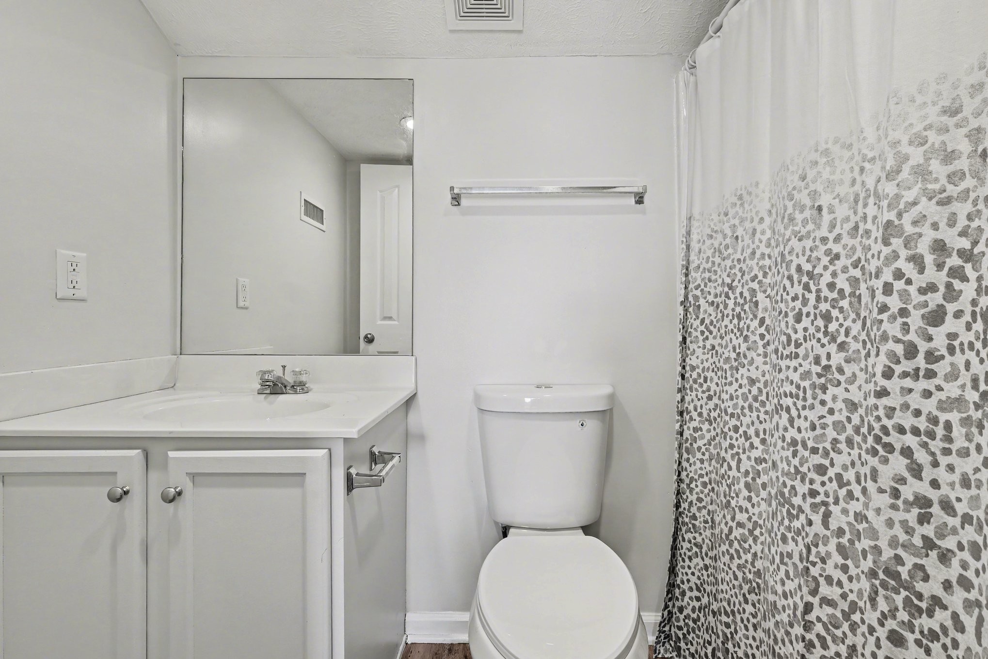 3229 Lexmark Circle Murfreesboro, TN 37128 - Photo 22 of 31 a bathroom with a toilet a sink and a shower