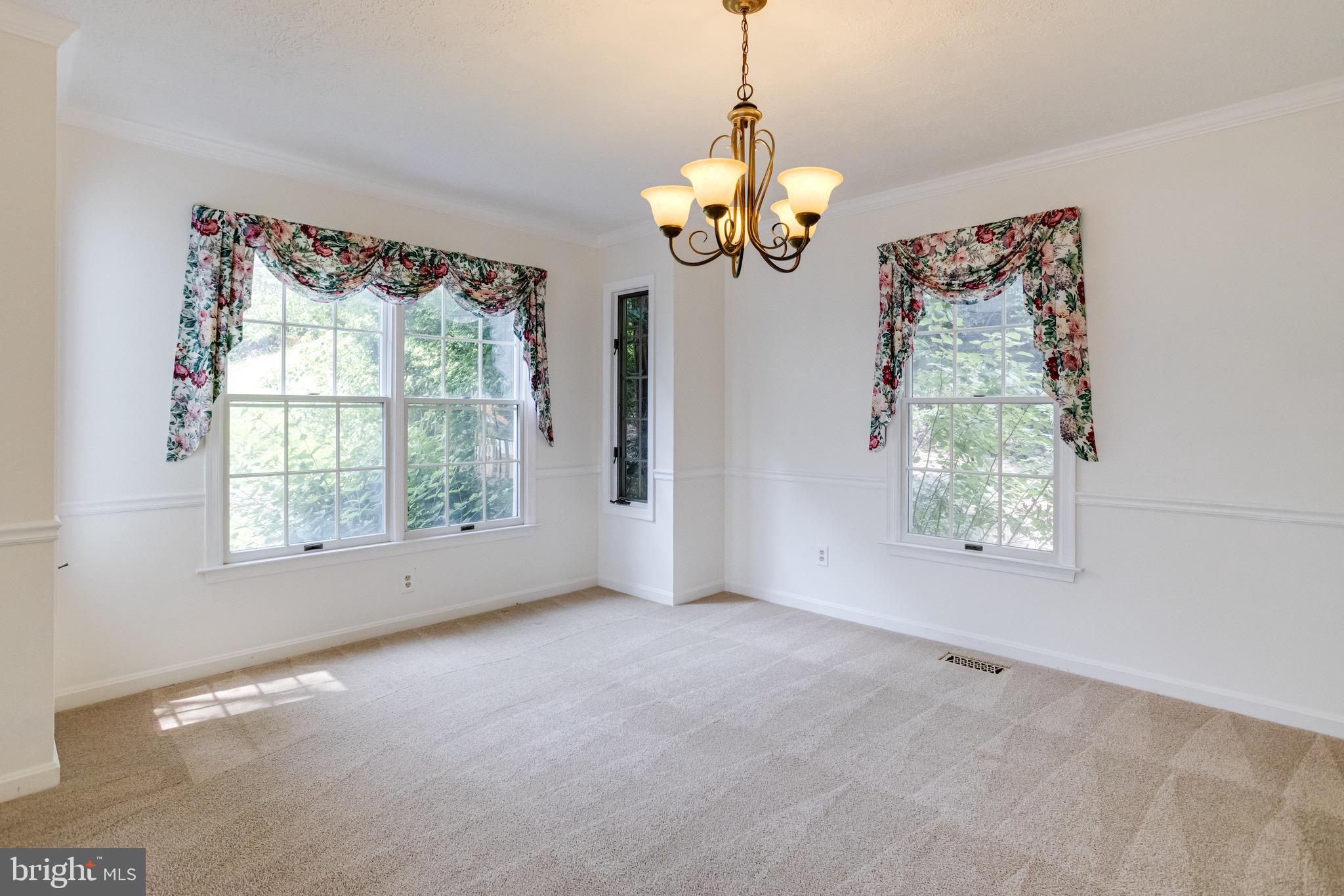 9518 Stoneoak Road Perry Hall, MD 21236 - Photo 11 of 81