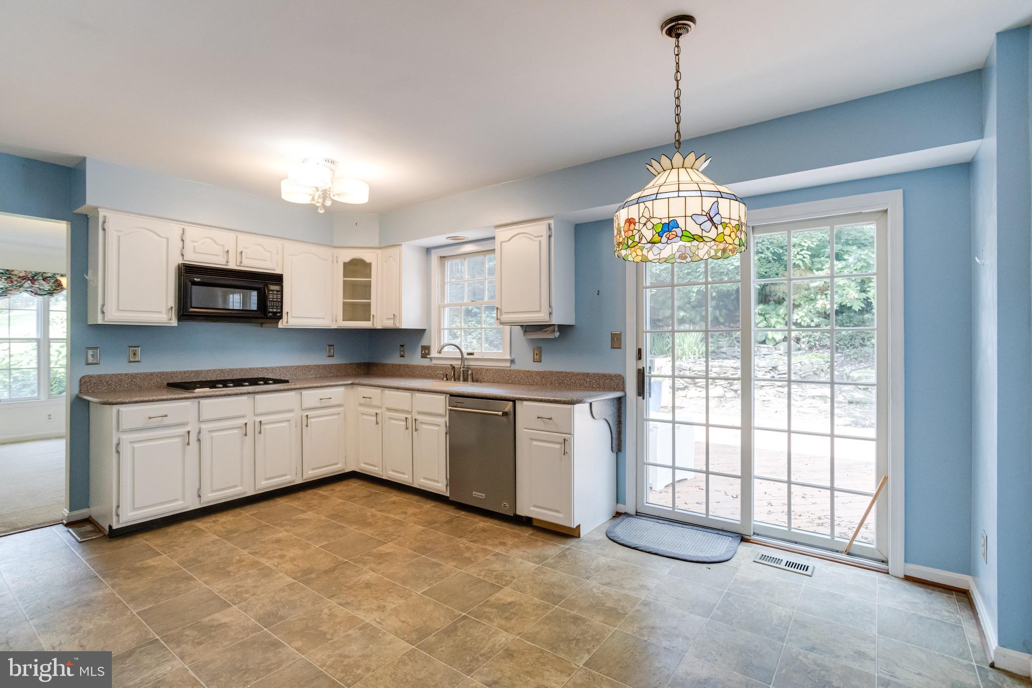 9518 Stoneoak Road Perry Hall, MD 21236 - Photo 17 of 81