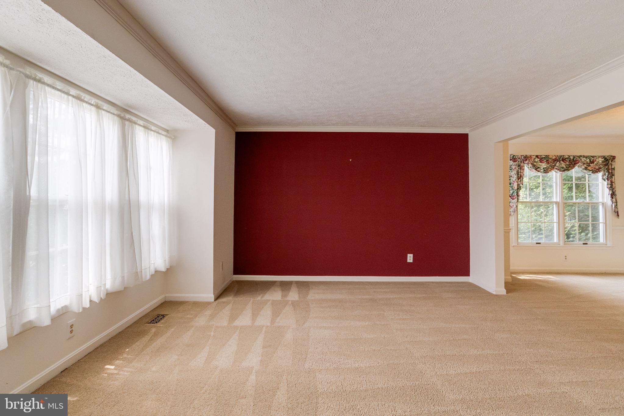 9518 Stoneoak Road Perry Hall, MD 21236 - Photo 4 of 81