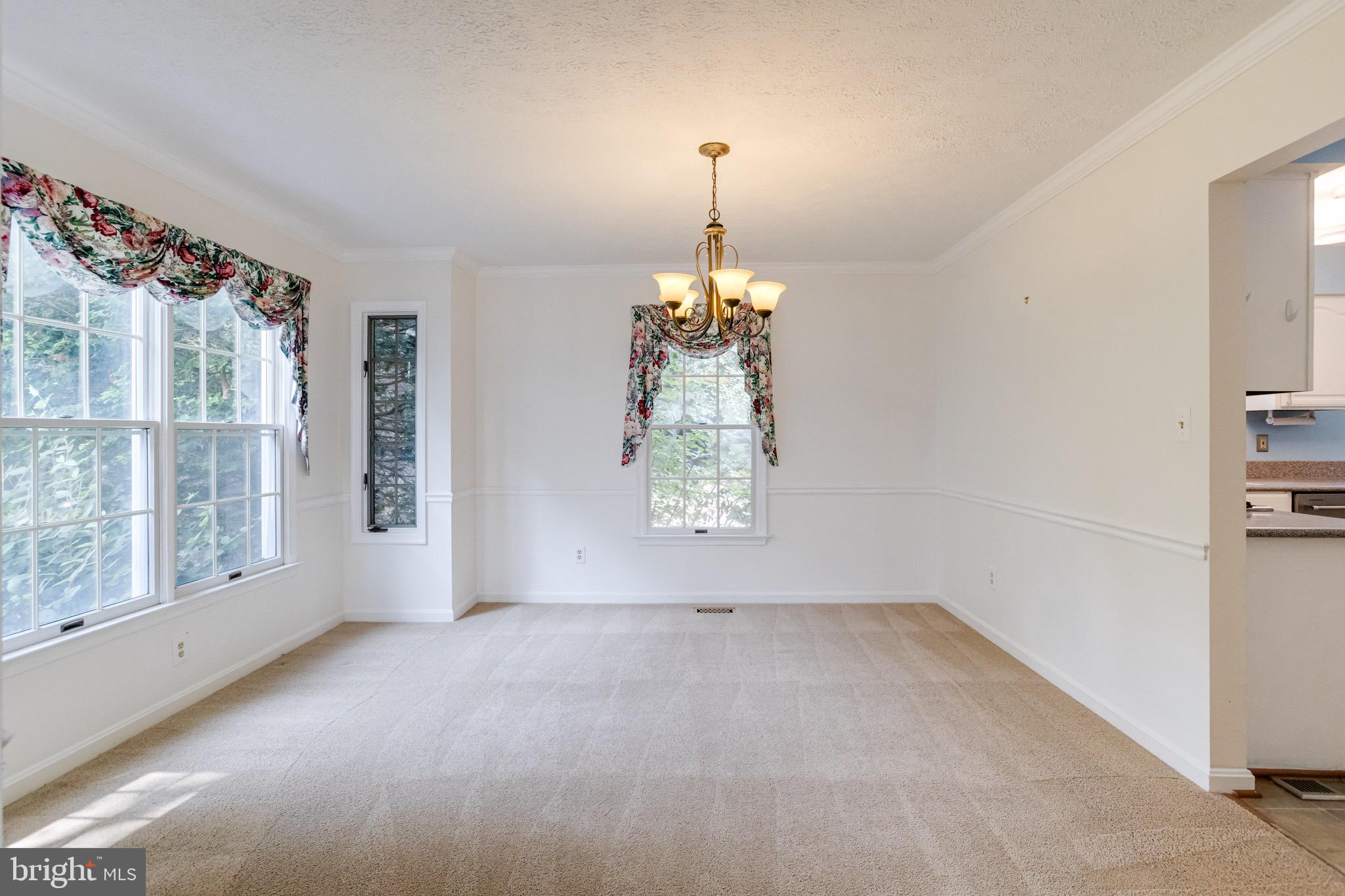 9518 Stoneoak Road Perry Hall, MD 21236 - Photo 10 of 81