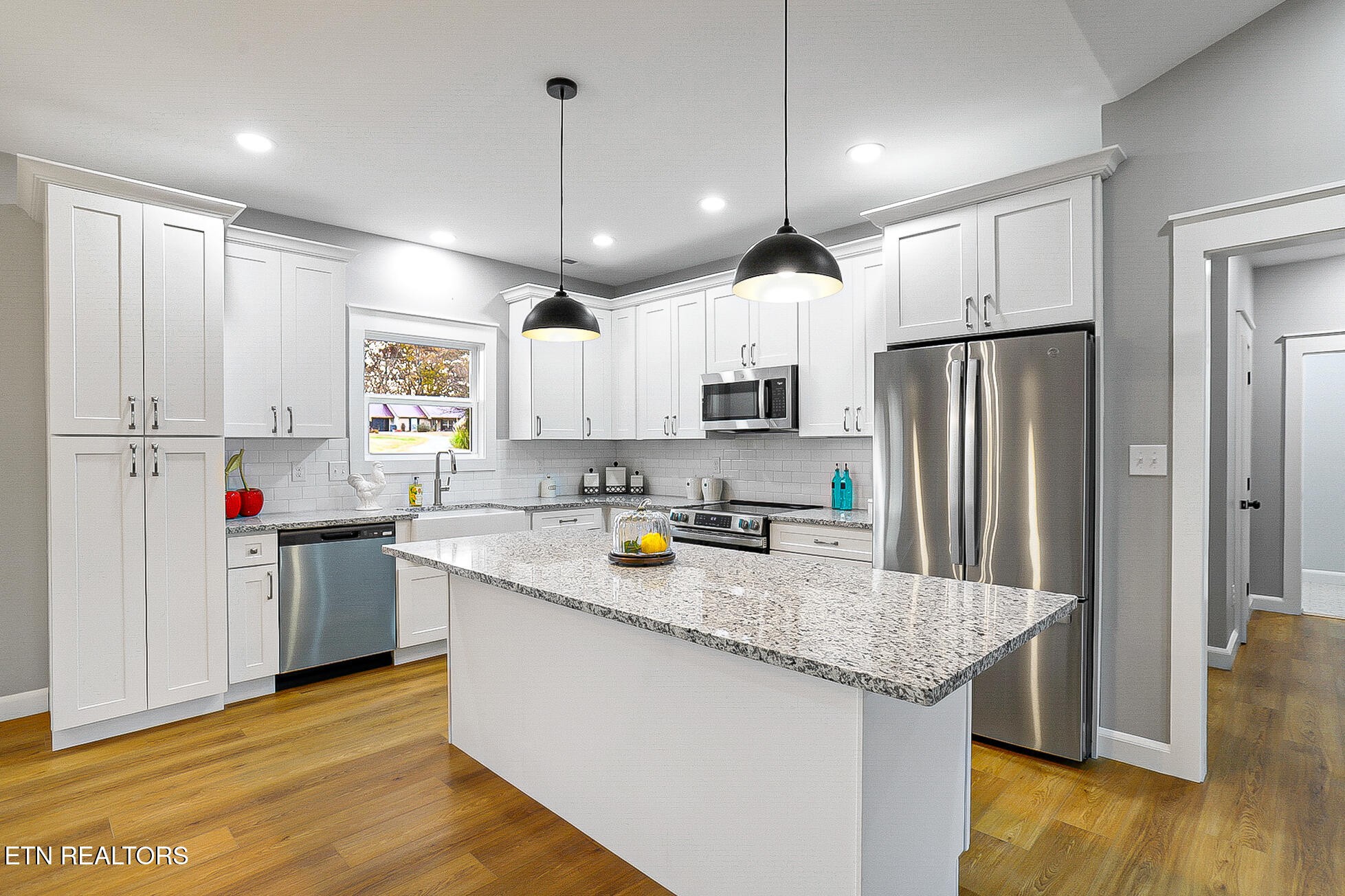 5555 J J Riley W Drive Greenback, TN 37742 - Photo 11 of 50